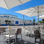 Casino Blu: 50m To Beach, In Town Center Apartamento *