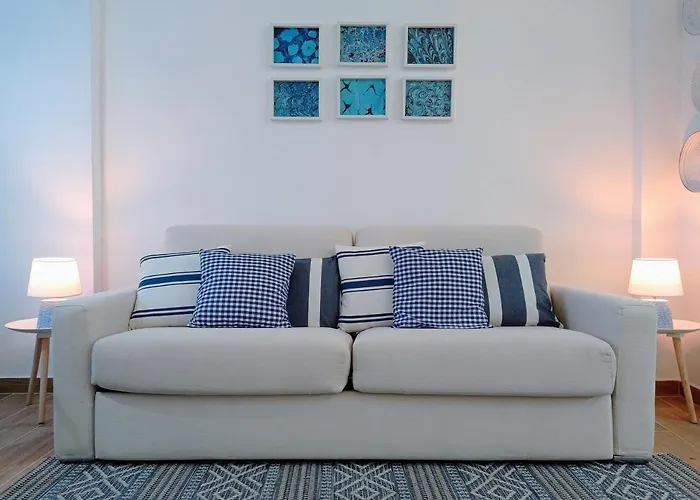 Casino Blu: 50m To Beach, In Town Center * Armação de Pêra