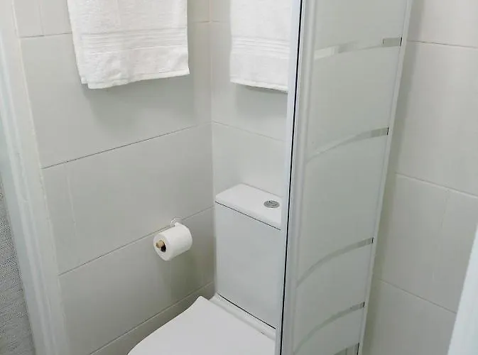 Casino Blu: 50m To Beach, In Town Center * Armação de Pêra