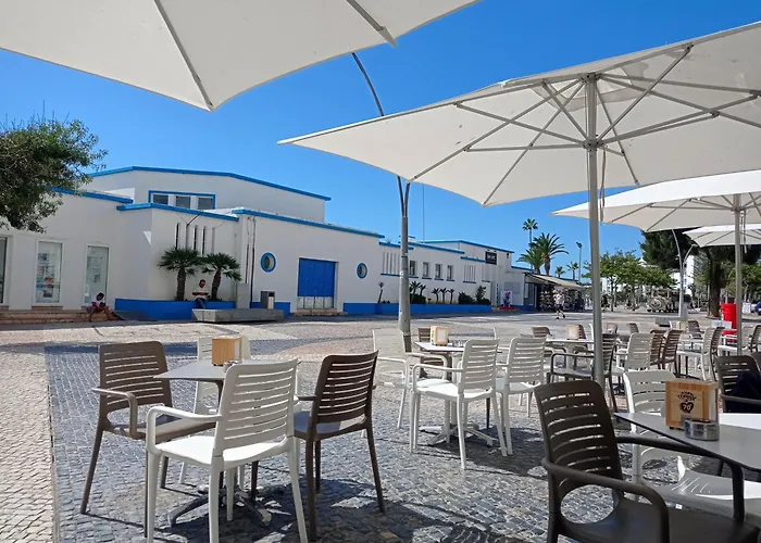 Casino Blu: 50m To Beach, In Town Center 公寓 *