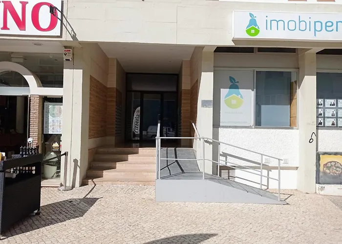 Casino Blu: 50m To Beach, In Town Center * Armação de Pêra